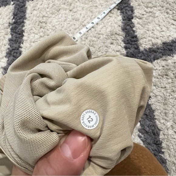 Lululemon Beyond the Studio Crop Pants - Picture 14 of 15